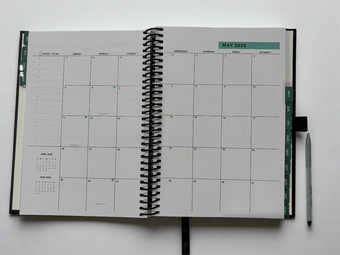 Black Gradient 2025 Planner